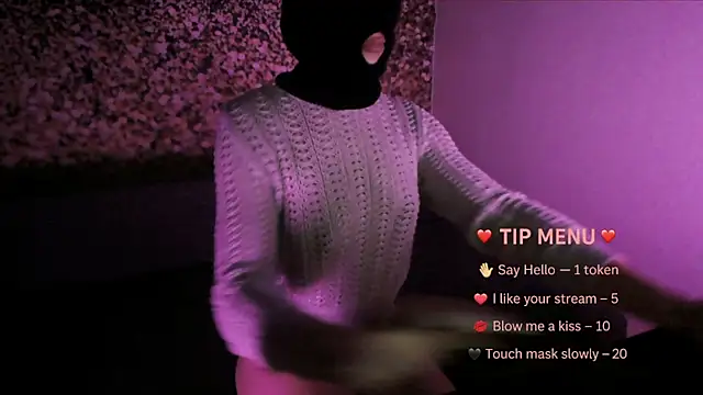 Snapshot of MaskedSeductress chatting on 10-05-25, 07:56 MaskedSeductress online show from 10-05-25, 07:56