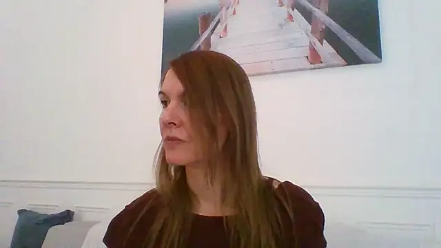 Snapshot of fanny_posy chatting on 06-03-26, 11:35 fanny posy online show from 06-03-26, 11:35