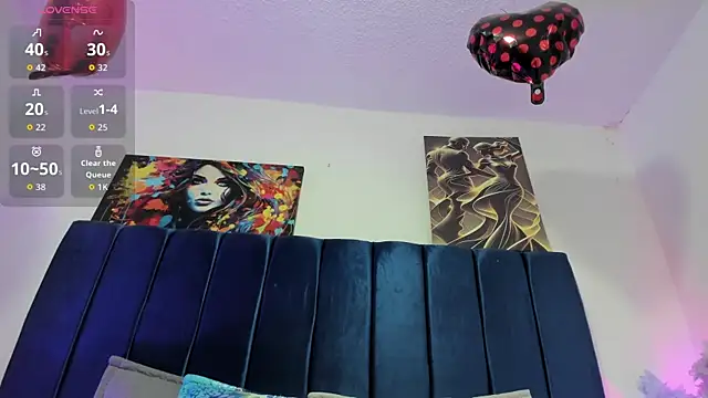 Annie switt online show from 11-27-25, 04:03