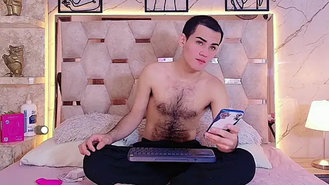 Snapshot of alessandro_musk chatting on 06-27-26, 03:00 alessandro musk online show from 06-27-26, 03:00