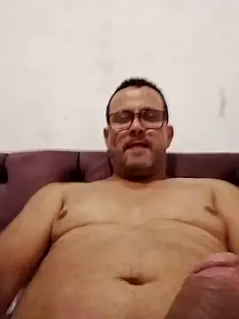 Snapshot of jssaf chatting on 02-13-26, 01:07 jssaf online show from 02-13-26, 01:07