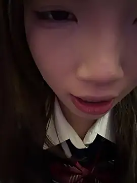 Yiyi-707 online show from 12-04-25, 02:04