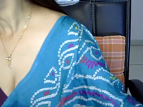 Rumi cute online show from 11-09-25, 12:14