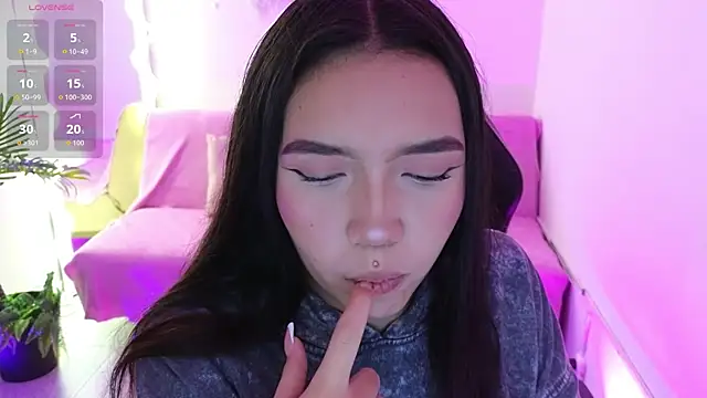 Ameliiaa tay online show from 11-25-25, 11:43