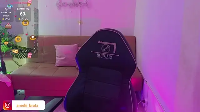 Ameliiaa tay online show from 12-17-25, 01:06