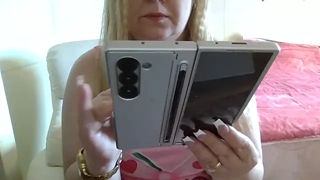 arianamodel4you online show from 04-13-26, 09:59