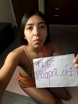 Snapshot of missapril0101 chatting on 04-18-26, 11:47 missapril0101 online show from 04-18-26, 11:47