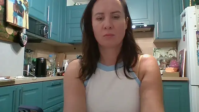 ALICAINWONDERLAND online show from 12-01-25, 03:50