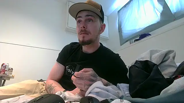 Snapshot of youngblondetwink chatting on 02-18-26, 06:59 youngblondetwink online show from 02-18-26, 06:59