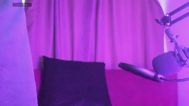 elfernh online show from 09-27-25, 08:03