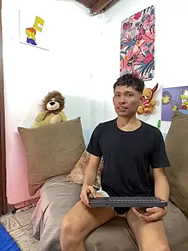 elfernh online show from 10-04-25, 03:04