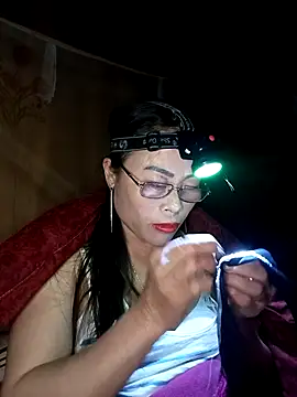 CoMay003 online show from 12-22-25, 02:36