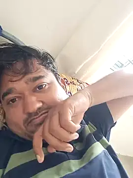 Snapshot of VadodaraBBC chatting on 01-17-26, 07:24 VadodaraBBC online show from 01-17-26, 07:24