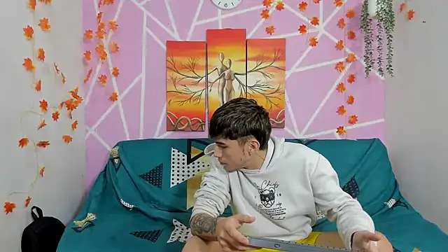 sebas boys577 online show from 10-13-25, 01:44