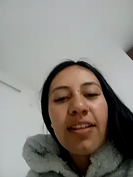 Snapshot of Nika_Hot chatting on 10-12-25, 03:05 Nika Hot online show from 10-12-25, 03:05