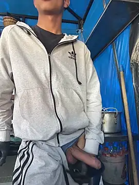 Snapshot of diegoand0911 chatting on 03-29-26, 02:06 diegoand0911 online show from 03-29-26, 02:06