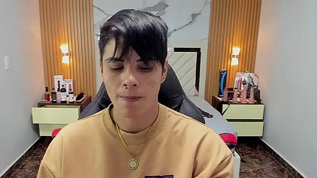 KAROLLJONES1 online show from 09-19-25, 02:46