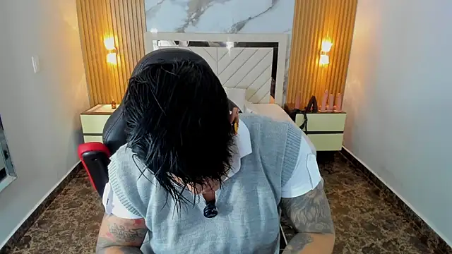 KAROLLJONES1 online show from 05-30-26, 12:35