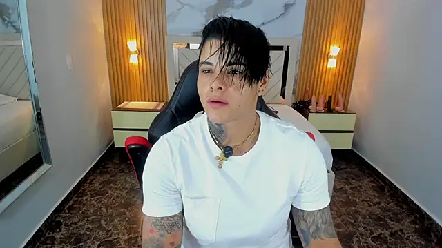 Snapshot of KAROLLJONES1 chatting on 07-03-26, 12:22 KAROLLJONES1 online show from 07-03-26, 12:22