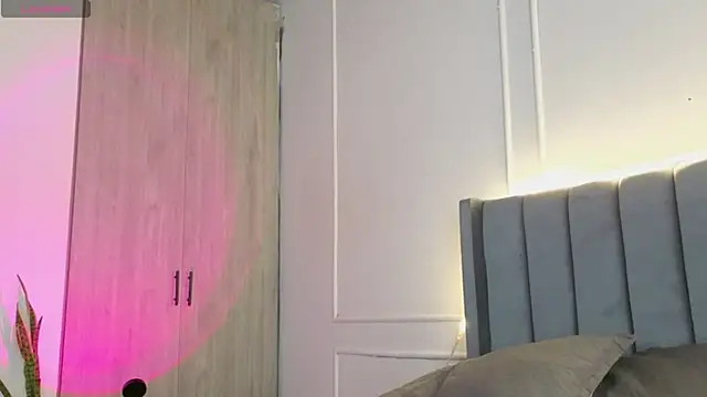 Ice Princess  online show from 11-28-25, 12:30