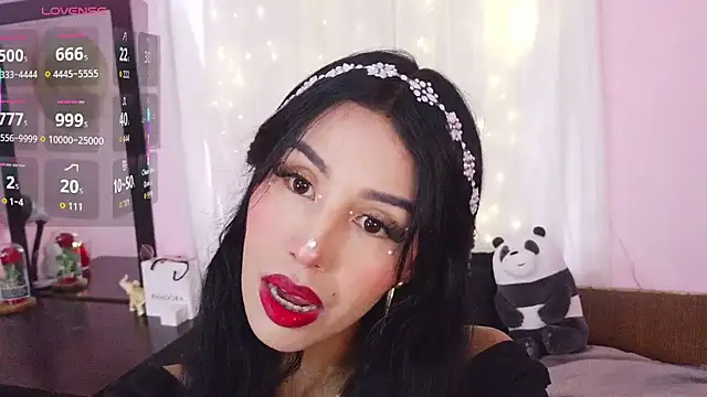 Miss Charlottet online show from 04-15-26, 06:59