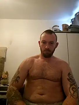 Mikeh609 online show from 10-23-25, 01:21