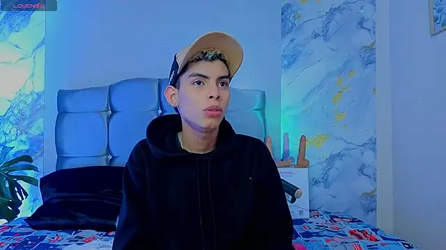 Room 69x online show from 04-14-26, 08:04