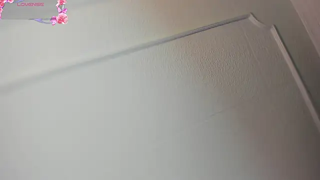 Snapshot of Manuela_miller_ chatting on 02-19-26, 08:49 Manuela miller online show from 02-19-26, 08:49