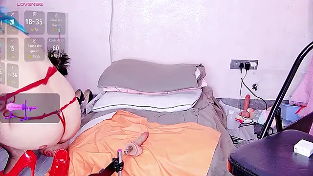 Snapshot of Solsken_ chatting on 02-04-26, 02:17 Solsken online show from 02-04-26, 02:17