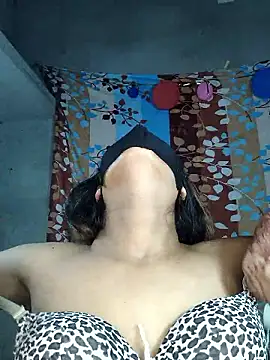 Snapshot of Hot_Sony777 chatting on 10-07-25, 03:04 Hot Sony777 online show from 10-07-25, 03:04