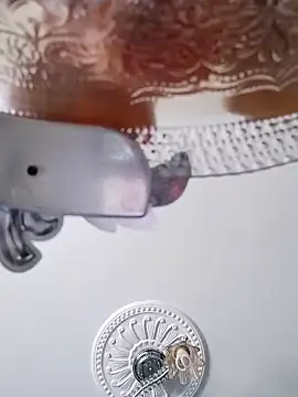 18cmyilmazta20 online show from 11-28-25, 08:39