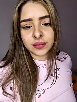 Nahomy cm online show from 01-07-26, 08:00