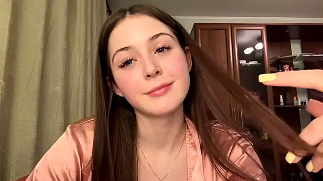 Adel strongwoman online show from 03-31-26, 05:24