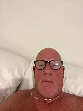 Snapshot of philefc chatting on 09-29-25, 11:20 philefc online show from 09-29-25, 11:20