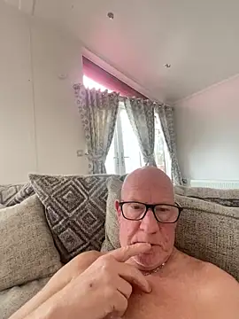 philefc online show from 02-11-26, 03:17