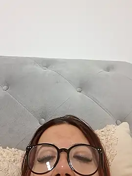 Snapshot of Anayssa_ chatting on 09-14-25, 10:42 Anayssa online show from 09-14-25, 10:42