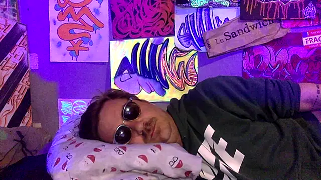 3615-ULLA online show from 04-04-26, 01:26