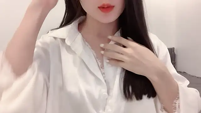 Snapshot of ___Lily___ chatting on 05-14-26, 04:03 Lily online show from 05-14-26, 04:03