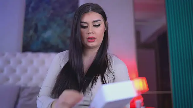 KendraMoon online show from 11-11-25, 04:07