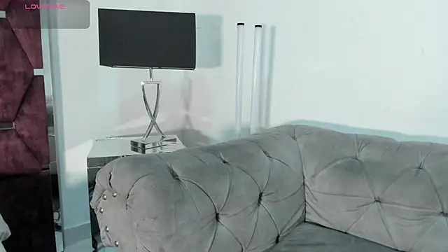 BellaNixs online show from 05-20-26, 10:10