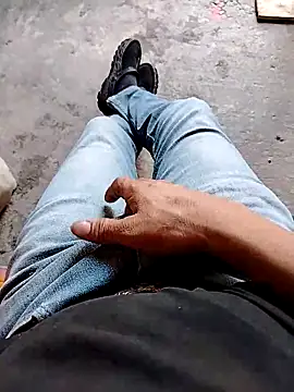 Alaver2587 online show from 03-22-26, 06:22