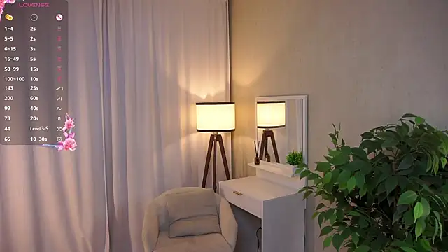 TomokoRocha online show from 10-09-25, 11:08