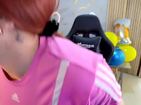 Snapshot of Melissa18__ chatting on 09-25-25, 12:20 Melissa18 online show from 09-25-25, 12:20