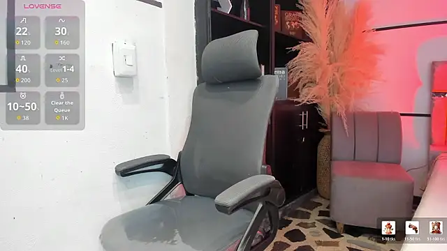 SamaraAnders  online show from 03-21-26, 05:12