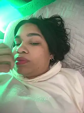 SamaraAnders  online show from 04-13-26, 05:02