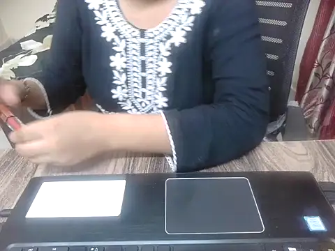 lusty kaira online show from 07-28-26, 04:39