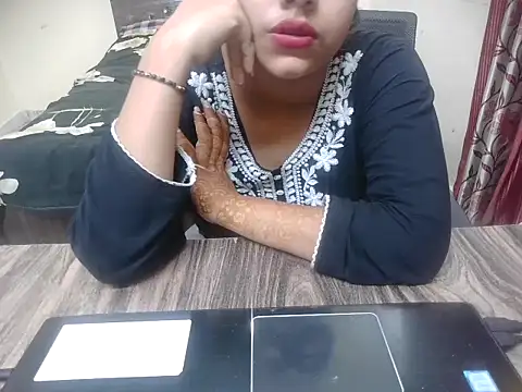 lusty kaira online show from 07-29-26, 06:06