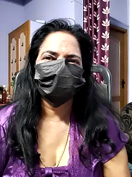 mallu-lover online show from 09-30-25, 01:21