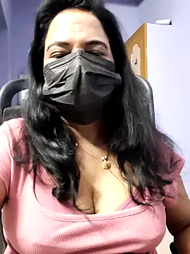 mallu-lover online show from 10-24-25, 12:41