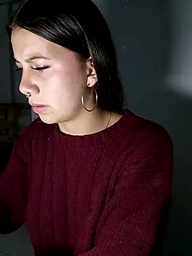 Snapshot of CharlotteSex_ chatting on 01-19-26, 10:19 CharlotteSex online show from 01-19-26, 10:19